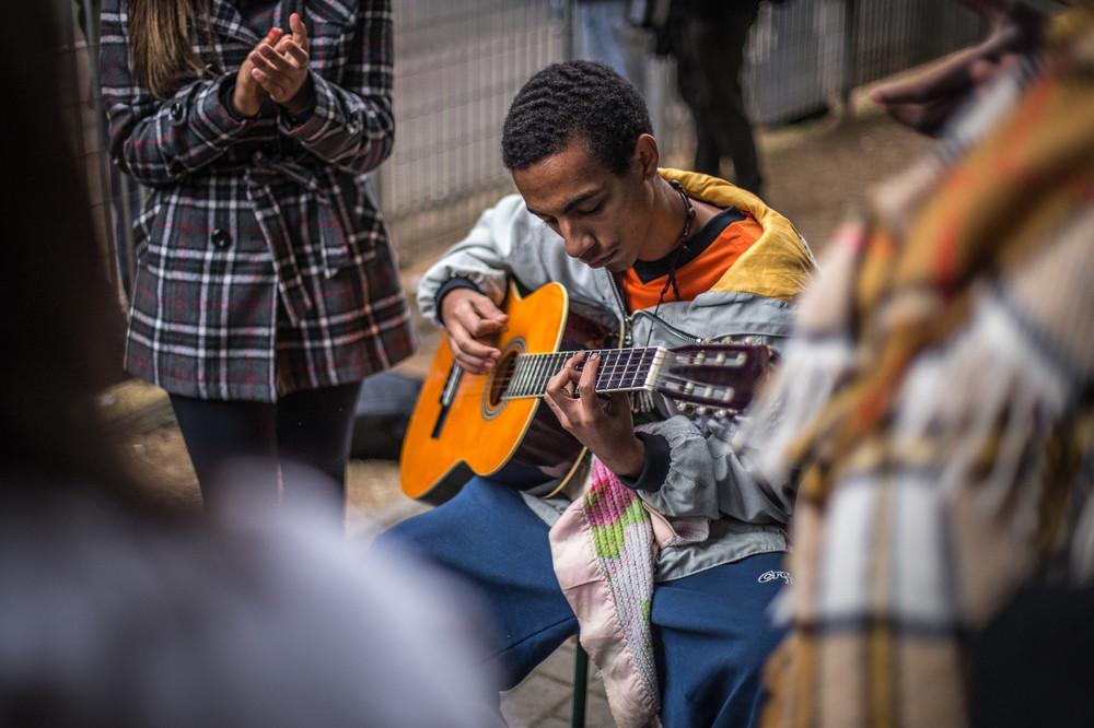 violão-centro-paula-souza-ocupacao-estudantes-merenda