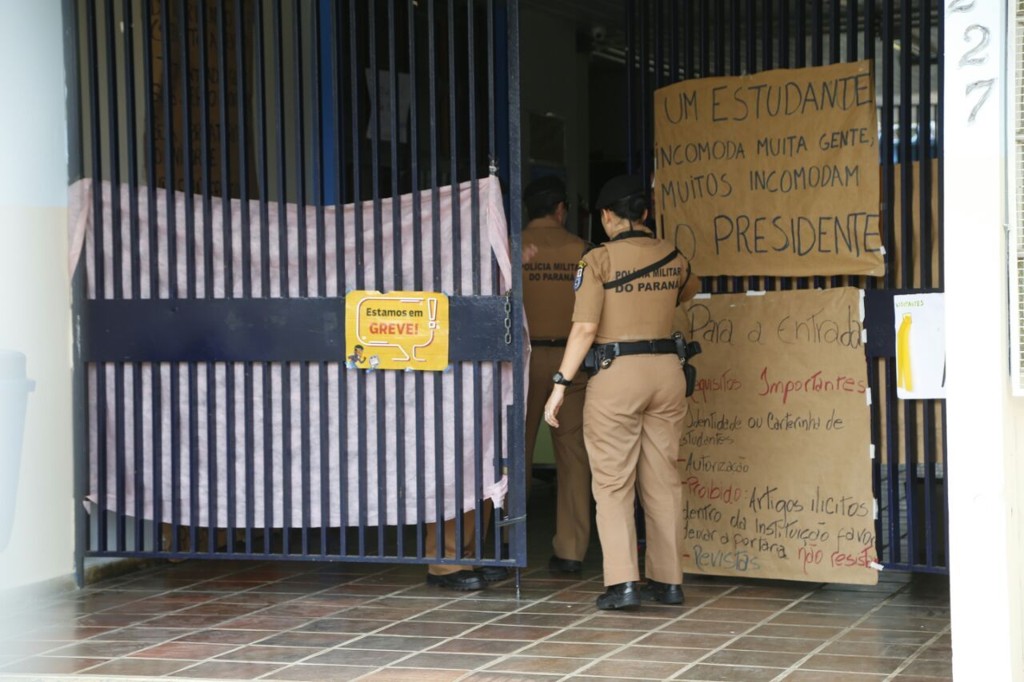 Morte em escola ocupada em Curitiba, no Paraná