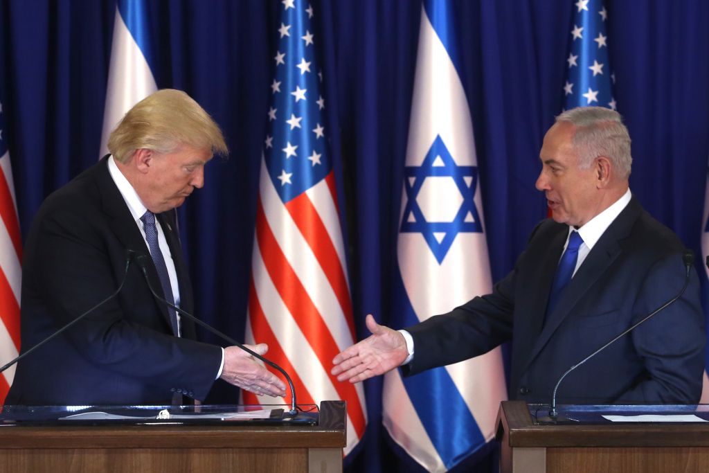 Donald Trump e Benjamin Netanyahu discursam sobre o reconhecimento de Jerusalém como capital de Israel e a transferência da embaixada americana, hoje em Tel Aviv