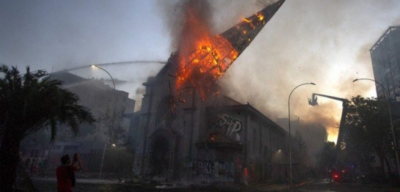 igreja queimada
