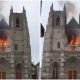 França: Imigrante que incendiou catedral em 2020 é preso por assassinar padre