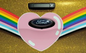 Ford inventa caminhonete "super gay" em resposta a internauta "homofóbico"